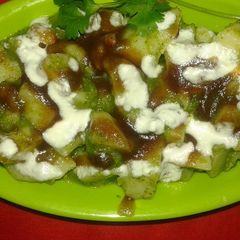 A picture of Hari dhaniya aloo chaat.