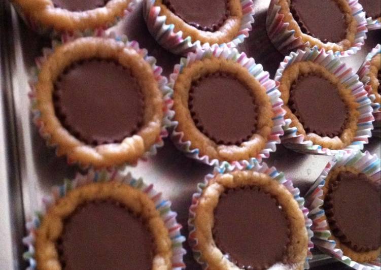 Simple Way to Make Any-night-of-the-week Peanut butter blossoms with Reese&#39;s!