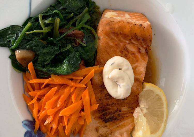 Step-by-Step Guide to Prepare Any-night-of-the-week Salmon with tartar sauce