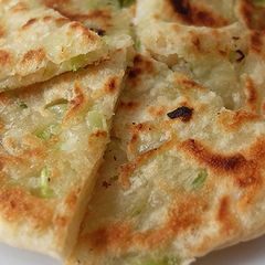 A picture of Scallion pancakes.