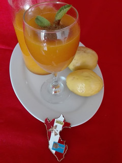 Una foto de Maracuyá sour