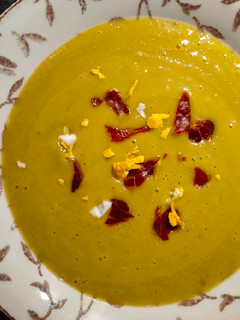 Una foto de Crema de espárragos verdes