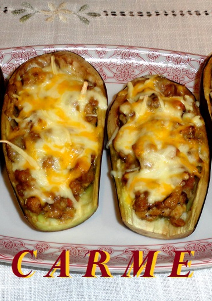 Una foto de Berenjenas rellenas de pollo con jamón