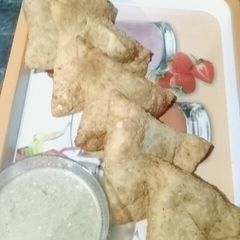 A picture of Aalo Ka Samosah.