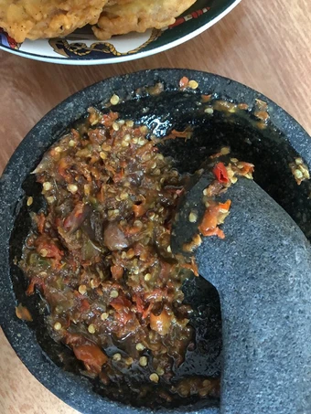 Langkah Mudah untuk Membuat Resep Sambel terasi matang yang Lezat Sekali Anti Ribet, Uenak Banget