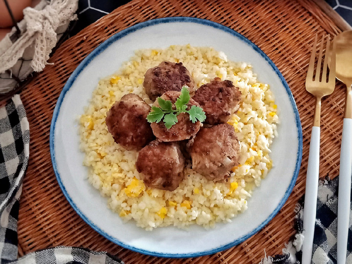 Resep Nasi Goreng Mentega Bola2 Daging, Menggugah Selera