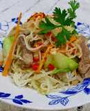 Bún gạo xào thịt heo