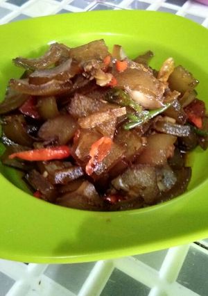 Foto resep Oseng kikil pedas manis sederhana