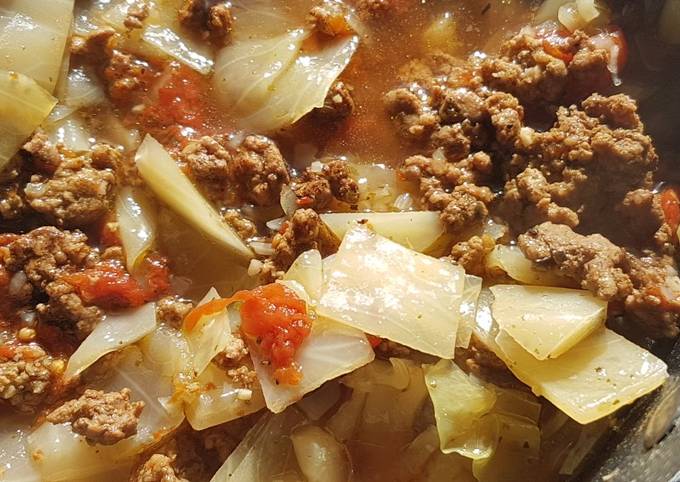 How to Prepare Quick Hamburger Cabbage Soup