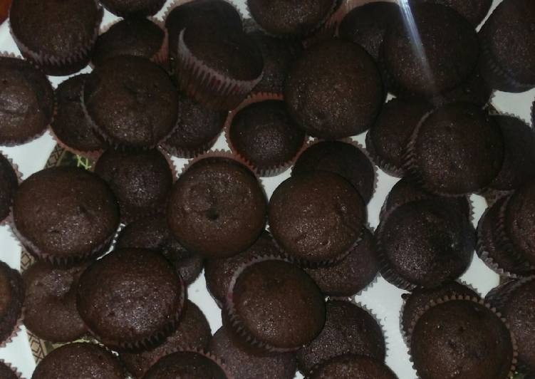 Steps to Make Speedy Rich chocolate cupcakes