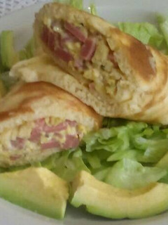 A picture of Egg Mayo and Ham Wrap.