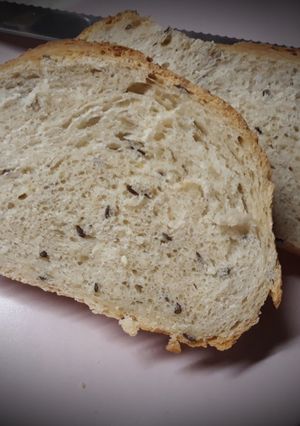 Magvas fehér kenyér recept fotója