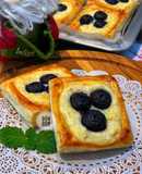 Bánh Ngàn Lớp Phô Mai Việt Quất (Blueberry Cream Cheese Danish)