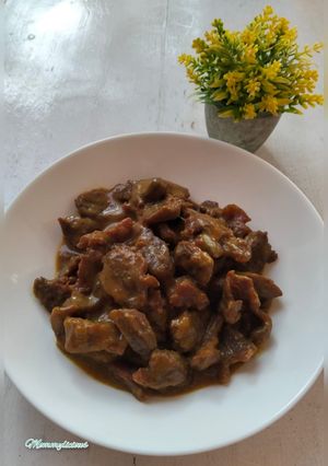 Foto resep Daging Sapi Empuk Kuah Nyemek Mommylicious