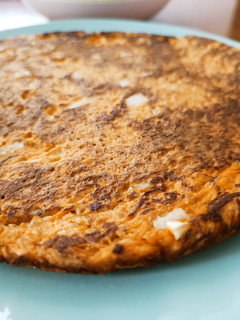 Una foto de Tortilla de zanahoria 🥕💚