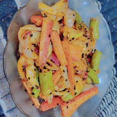 Instant Pickle of Carrot, Green Chilli, and Onion A picture of Instant Pickle of Carrot, Green Chilli, and Onion.