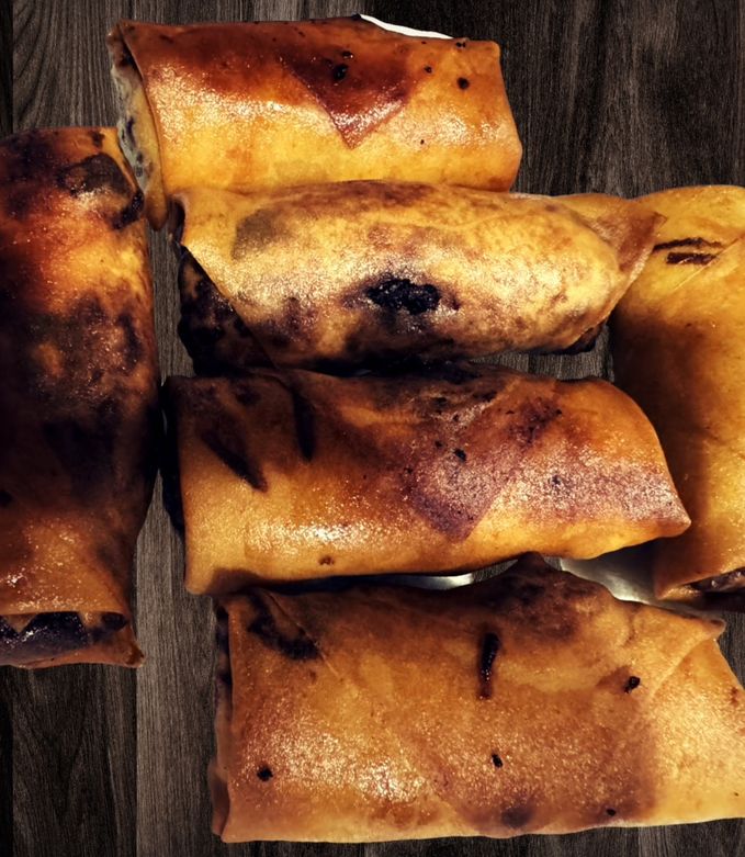 A picture of Veggie Tofu Lumpia.