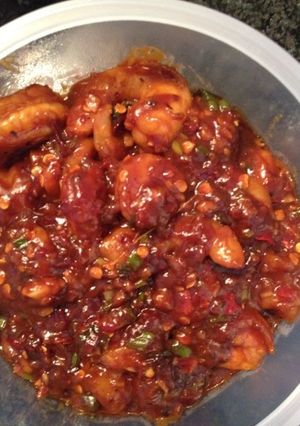 A picture of Chilli Honey Garlic Prawns.