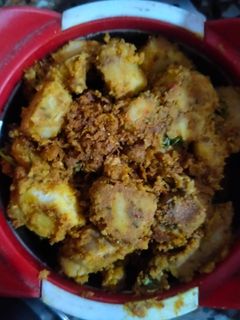 सूखी अरबी की सब्जी (sukhi arbi ki sabzi recipe in Hindi) रेसिपी मुख्य फोटो