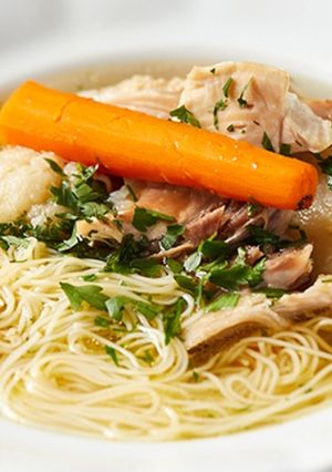 Gyöngytyúk leves recept fotója