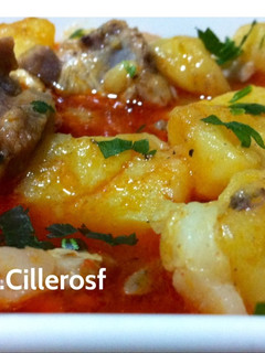 Una foto de Patatas guisadas con carne de cordero