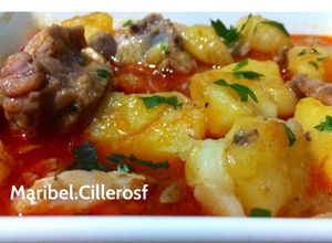 Foto principal de Patatas guisadas con carne de cordero