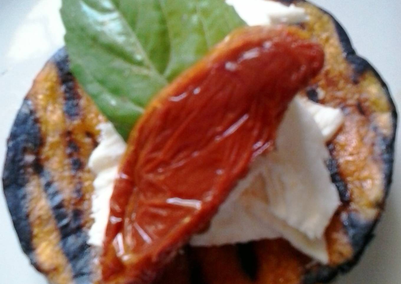 Caprese de calabaza asada