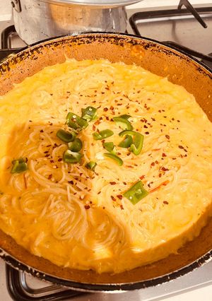 صورة لوصفة سباغيتي بصوص الطماطم🍝
