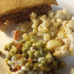 A picture of Pea and Carrot Salad.
