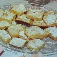 A picture of Lemon Squares.