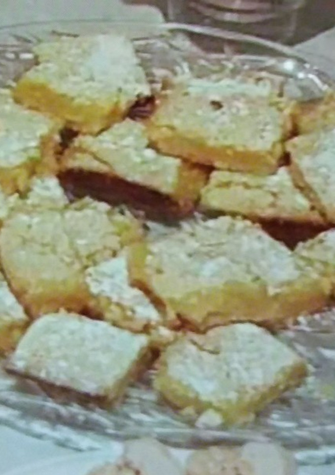 A picture of Lemon Squares.