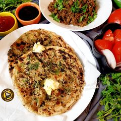 A picture of Amritsari kulcha Or Chuchur Naan.