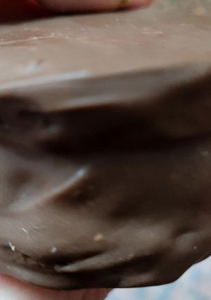 Una foto de Alfajor tipo Havanna