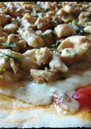 Una foto de Pizza de pollo