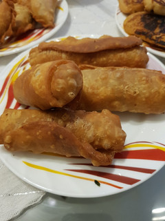 A picture of Vegetable Chili Garlic Noodle Spring Roll.