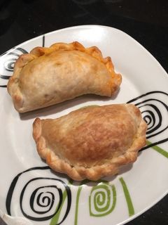 Una foto de Empanadas criollas como la de mi abu