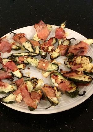 A picture of Ham and Chese Stuffed Jalapeño Peppers.