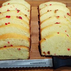 A picture of Tutti fruitti Tea Cake 🥮🥮.