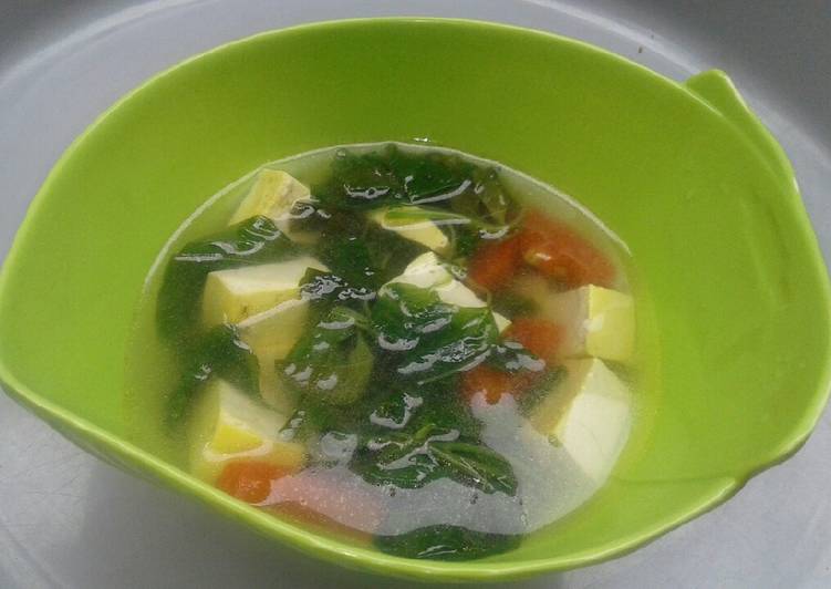 Resep Sayur Bening Bayam Tahu yang Sempurna