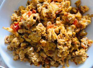 Hình của món Trứng xào cà chua.