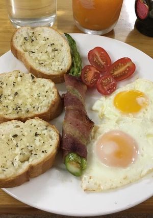 Hình của món Bữa sáng.