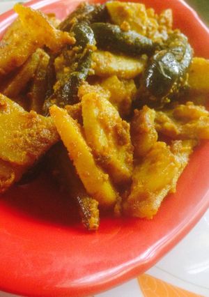 A picture of Potato brinjal sabji.