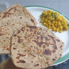 A picture of Green Garlic Paratha.