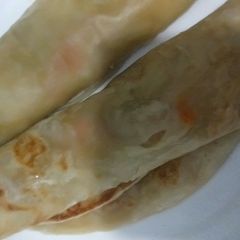 A picture of Chicken parantha roll.