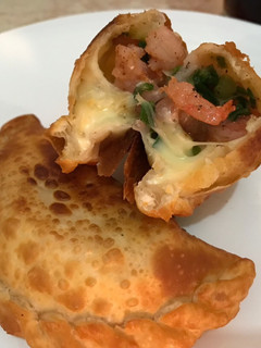 Una foto de Empanadas Camarón 🍤 queso 🧀