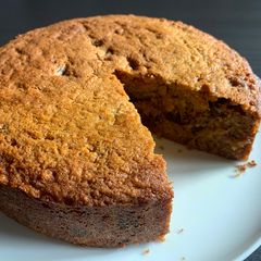 A picture of Dates & Carrot Cake.