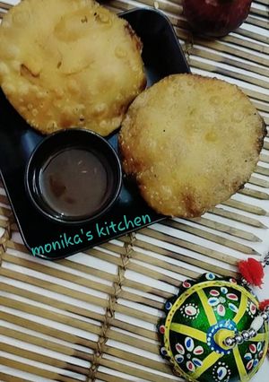 A picture of Bikaneri kachori(pyaj ki kachori).