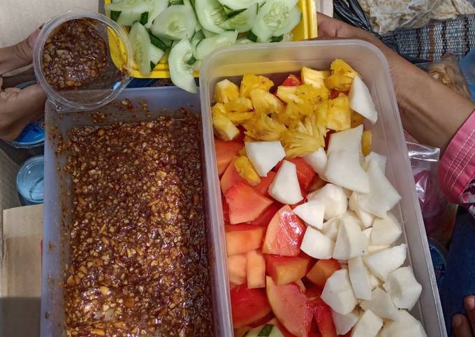 Resep Rujak buah sehahhh, Bikin Ngiler