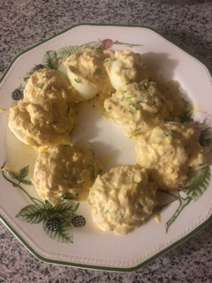 Una foto de Huevos rellenos