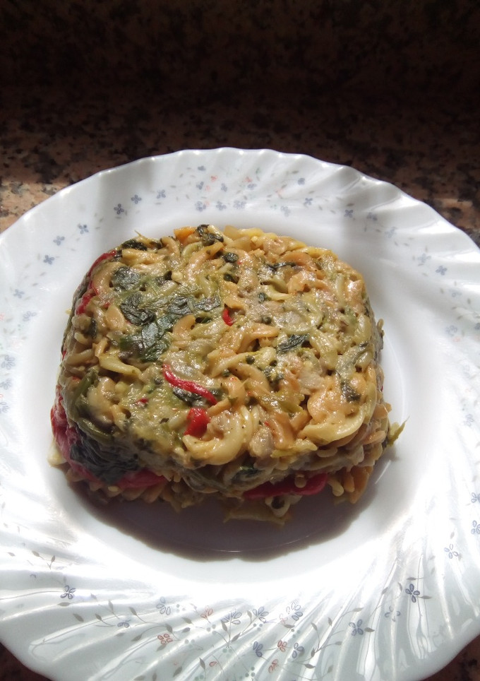 Una foto de Pasta con verduras